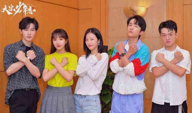 AI辅助创作：全方位生成短剧文案与创意剧本攻略