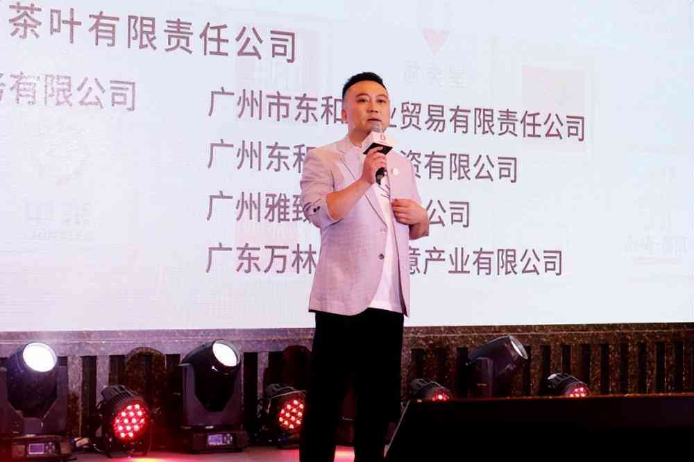 '智能AI赋能：打造独特风格的创作新篇章'