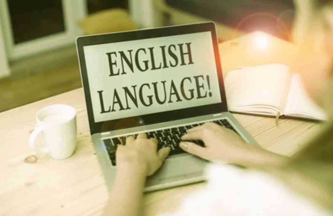 如何应用AI写文案赚钱：打造高效赚钱软件攻略