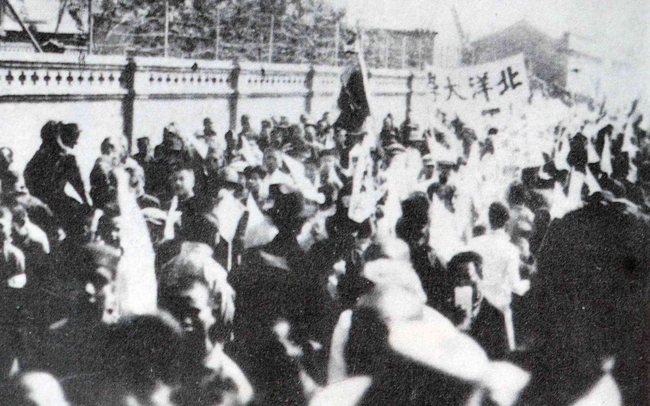 五四运动：青年学生群体的觉醒与抗争