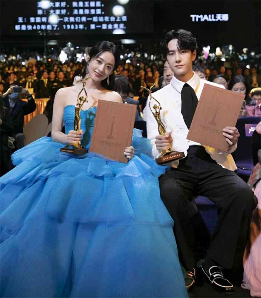 AI重写文案是否构成抄袭？探讨原创性、版权与人工智能辅助写作的界定问题