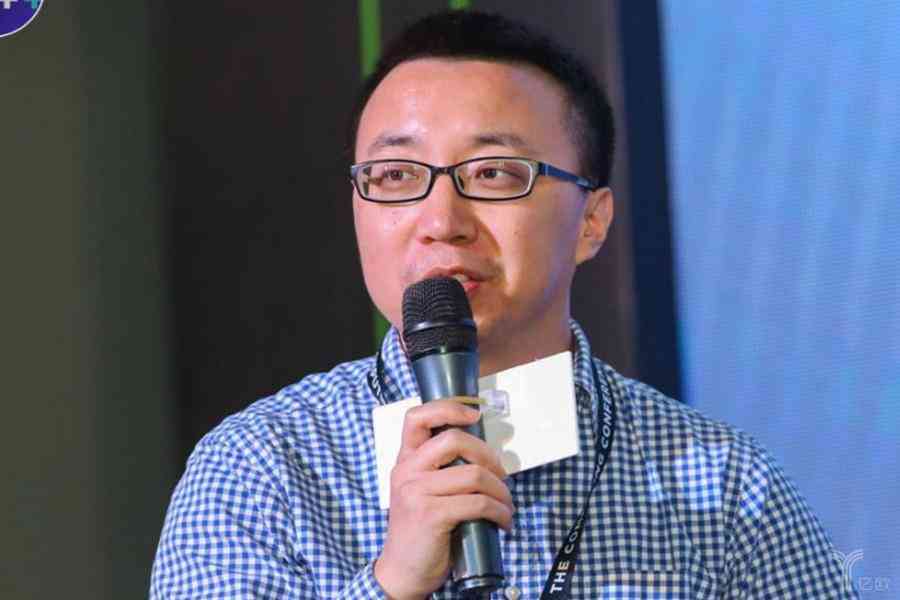 揭秘AI创作：探寻全球首个AI生成广告的诞生与影响