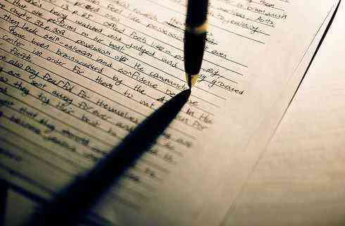 留学生写作作业攻略：涵技巧、常见问题与全面提升指南