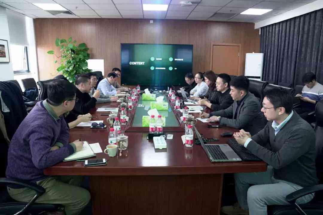 人工智能报告撰写助手：精选三大高效AI写作平台推荐