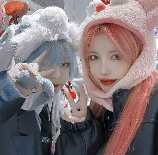 闺蜜时光：独特搞怪搞怪闺蜜照创意文案集锦
