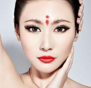 AI面部重塑：打造人工智能变脸美女文案攻略