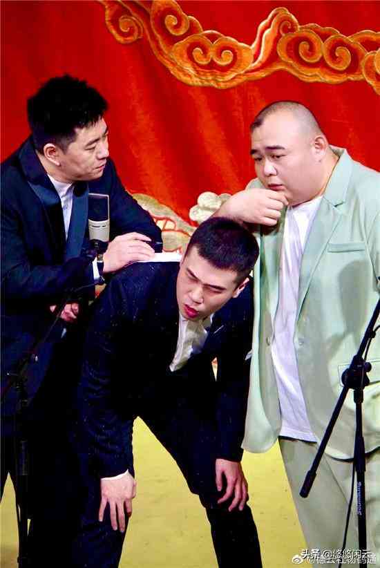全方位解析：如何打造吸引人的开箱文案及热门相关话题指南