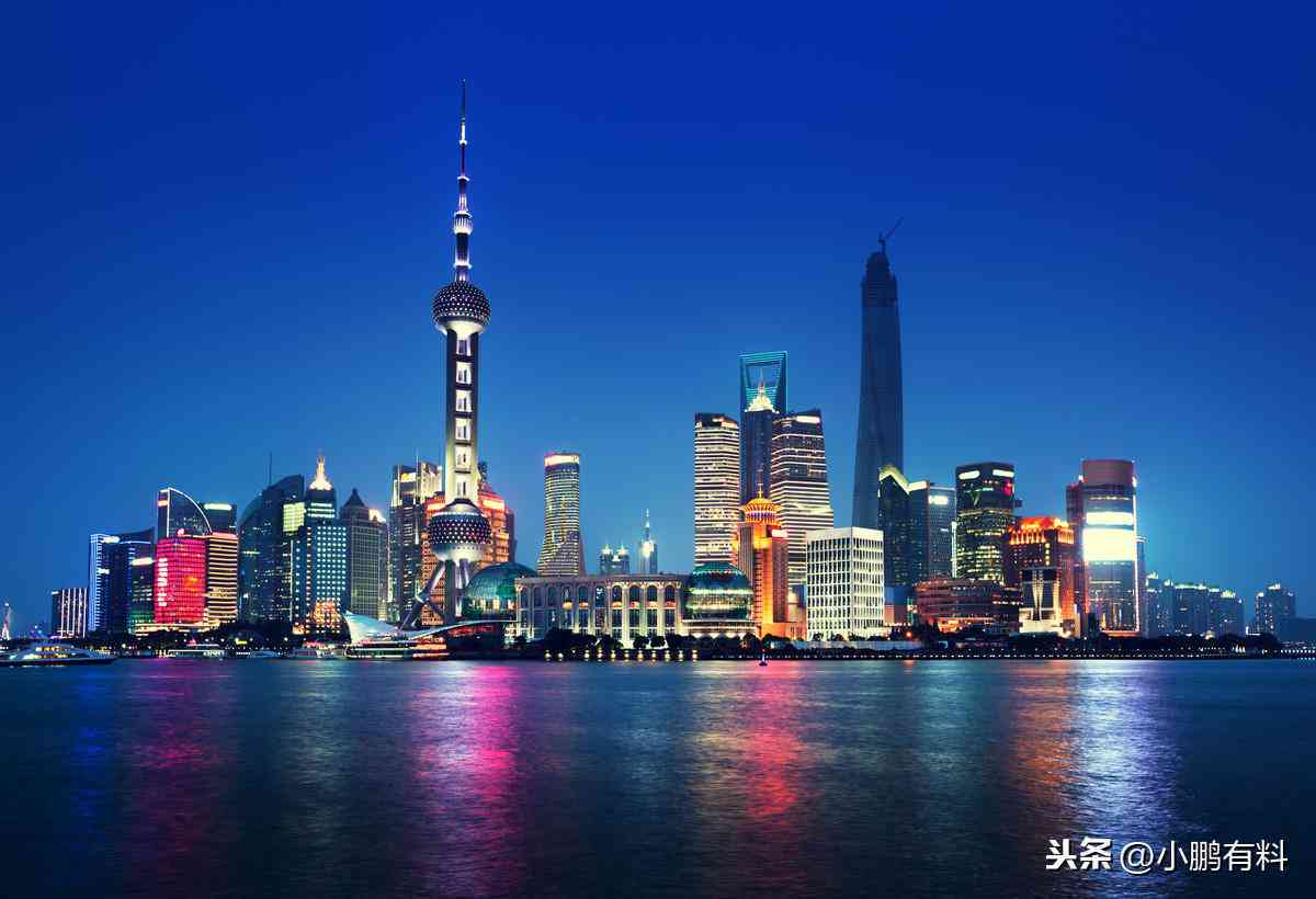 上海文案：朋友圈简短高级，外滩纸醉金迷一瞥