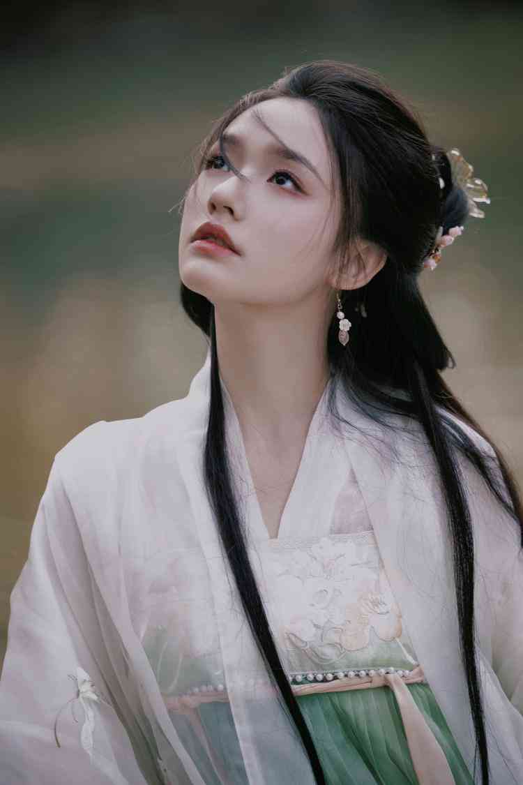 AI簪花特效摄影：全方位写真文案攻略与创意灵感集锦