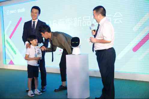 AI内容创作全攻略：从创意生成到高效执行，全面覆用户搜索需求