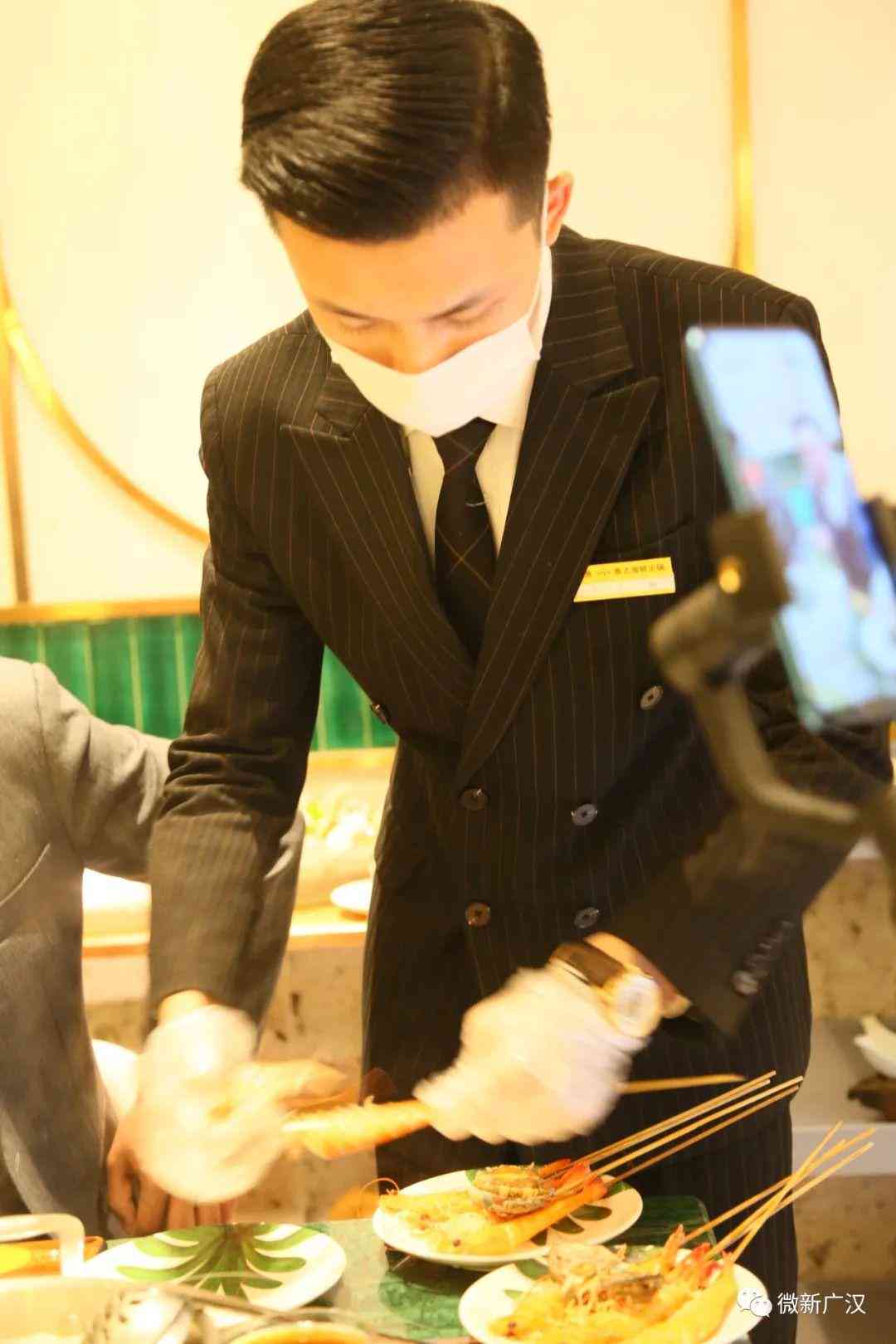 好友投喂：美食互动的馨朋友圈