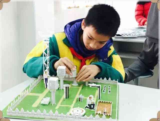 青少年科技创新创意与实践：学生科技创作新篇章