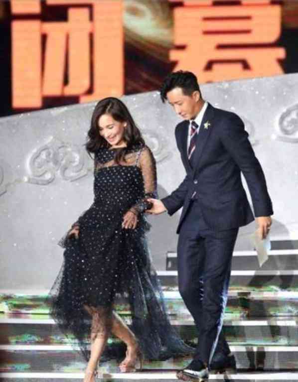 AI智能打造吸睛房产推广文案：高效创作攻略与实践指南