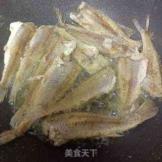小黄鱼AI写作电脑版怎么及安装方法，解决问题与步骤详解
