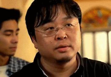用哪个AI软件可以写文案赚钱：文案创作赚钱工具推荐与比较