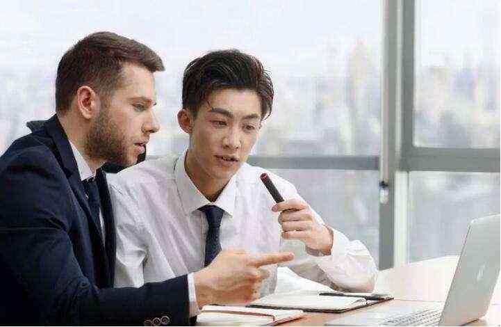 《热点追踪：揭秘新闻背后的软文营销策略》