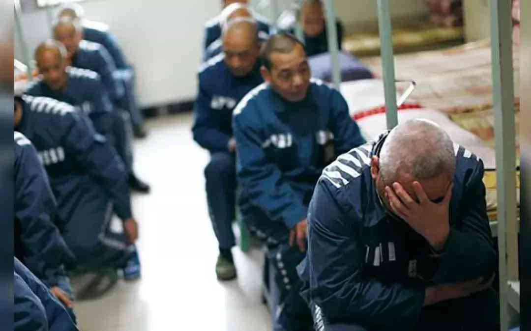 探讨犯罪行为是否可被认定为工伤：法律与伦理的双重审视