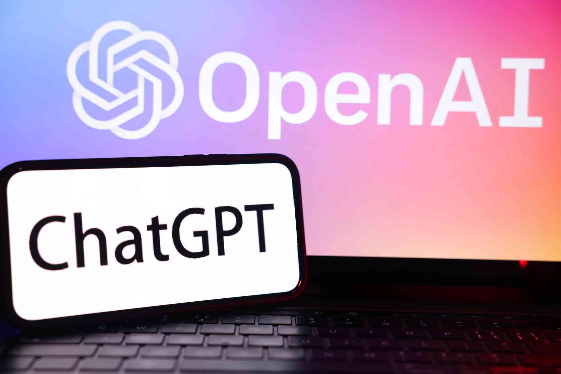 OpenAI o1 登场：引领人工智能新元，全面解析最强实小编的突破与能力