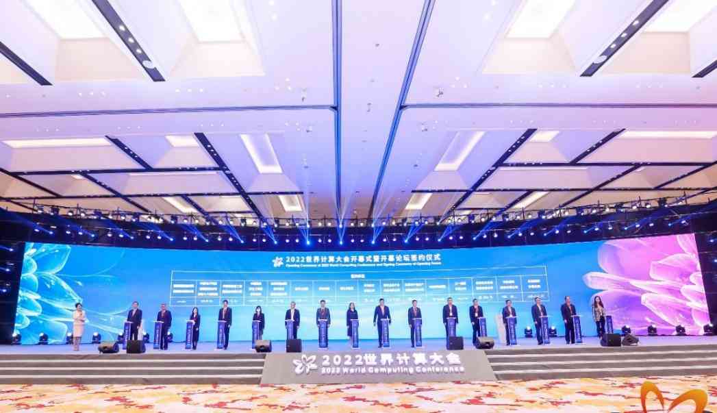人工智能领域权威专家：深入解析前沿技术与应用