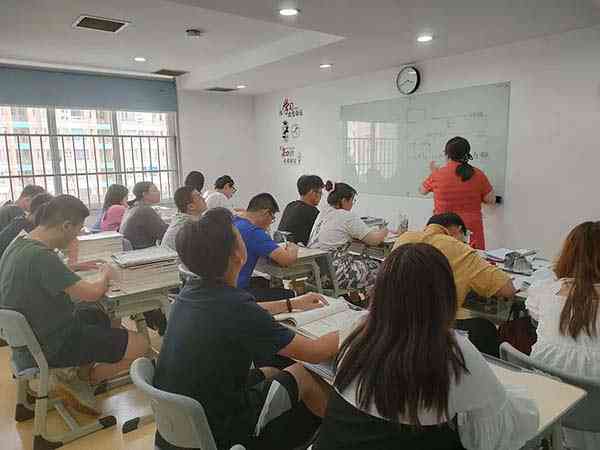 沈阳地区专业写作培训哪家强：探寻优质写作辅导机构推荐