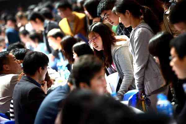 工伤责任归属解析：用工单位、派遣公司及劳动者权益详解