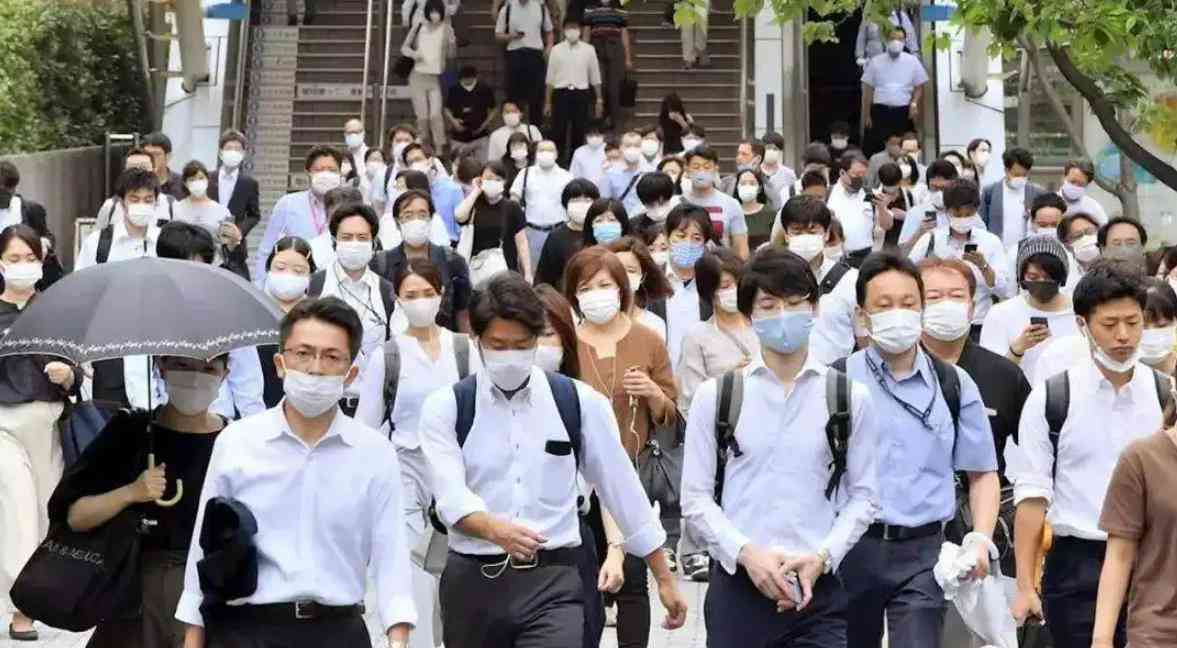 工伤认定后工资待遇及病假工资扣除详解：工伤与病假工资如何处理？