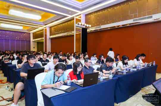 ai写信息流文案的软件叫什么名字及常用工具汇总