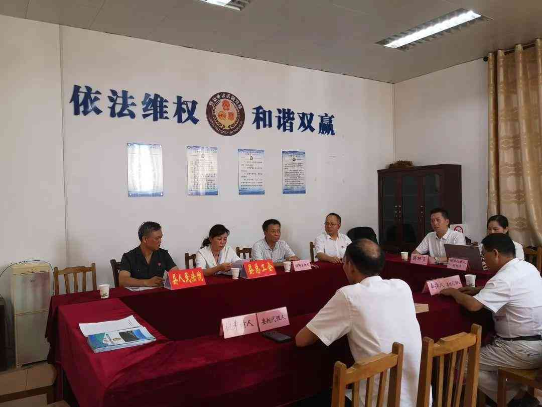 工伤认定申请由谁申请：申请人、部门及具体流程概述