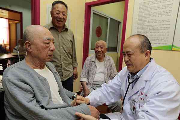 55岁男工人退休政策解析：退休年龄与条件详解