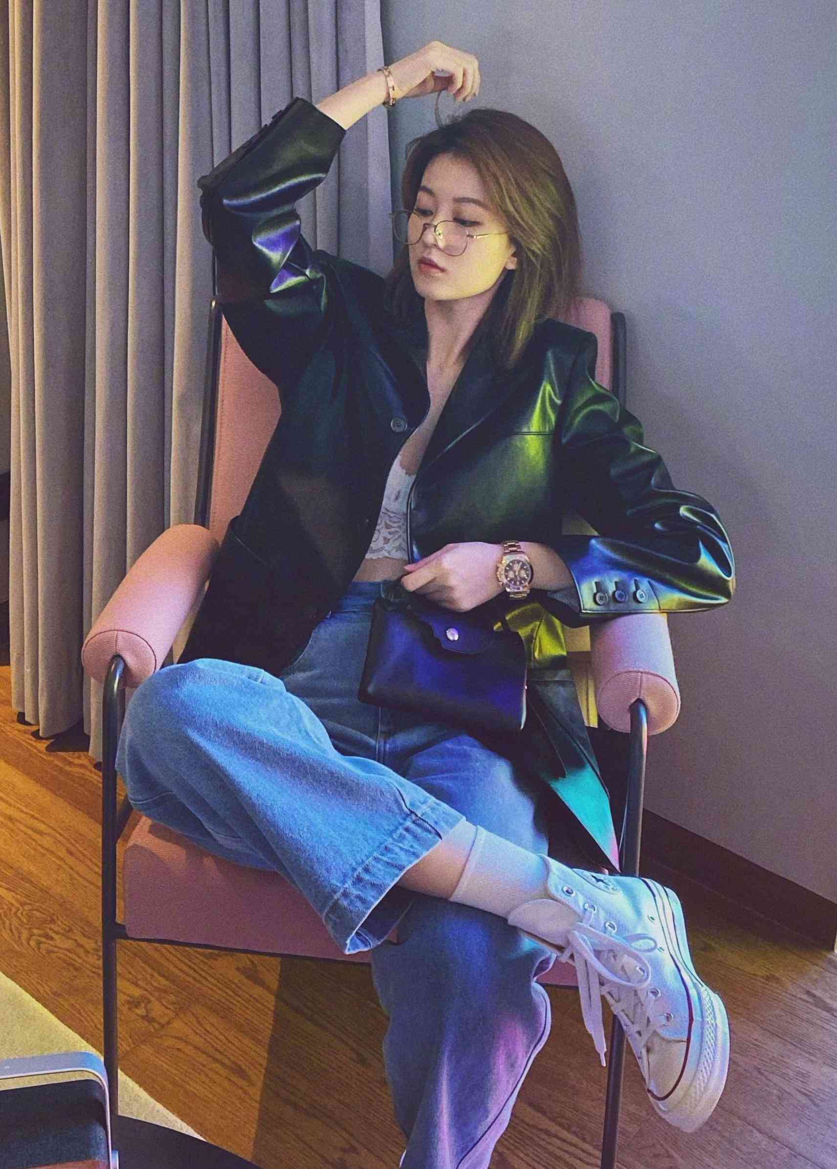 皮质扭曲能认定工伤么嘛：如何赔偿及是否算骨折的工伤认定分析