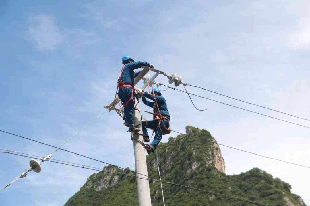 矿山企业必须具有保障安全生产的设建立健全安全管理