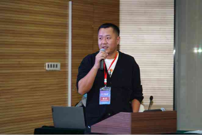基于人工智能技术的调研报告撰写指南：完整范文解析与实践技巧