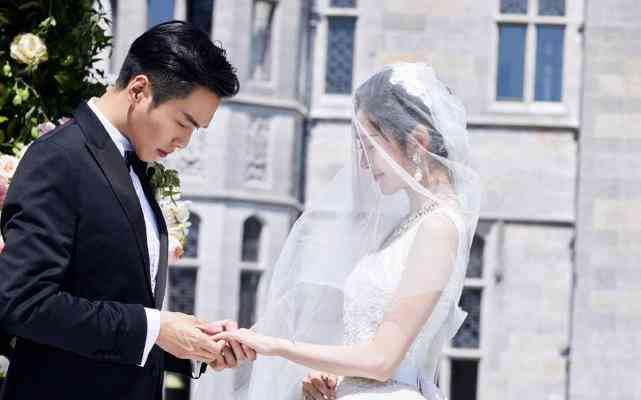 全方位婚纱照爱情文案攻略：打造独特婚礼记忆与浪漫表白指南