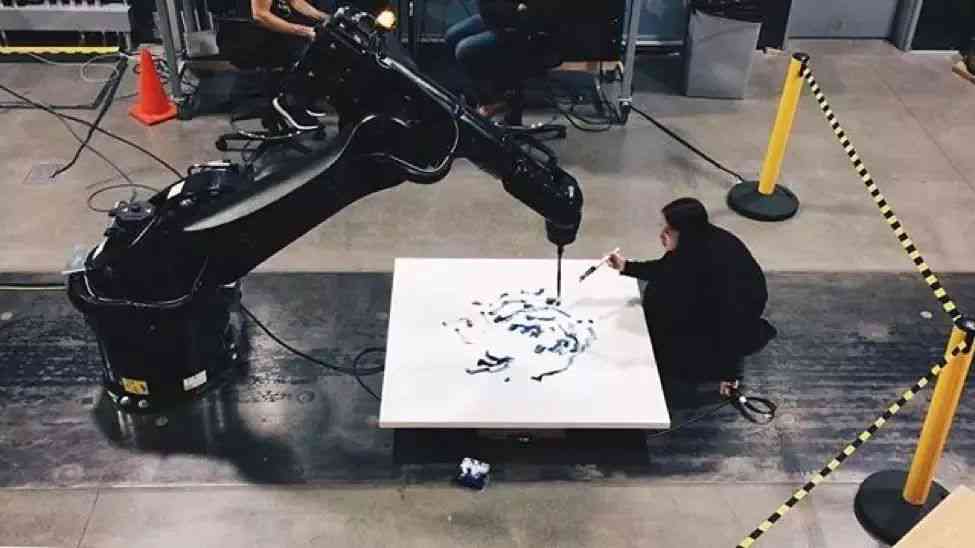 AI创作：机器生成作品能否跻身艺术殿堂？