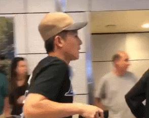 打造专属爱女：AI文案创意朋友圈晒娃新姿势
