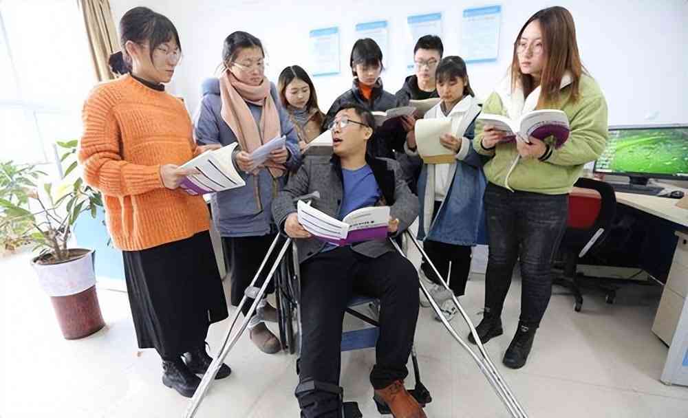 腰闪了没住院能认定工伤吗