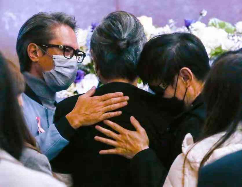 ai复活亲人是一种伤害文案
