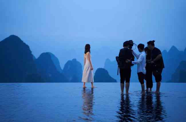 ai文案情侣旅行拍照