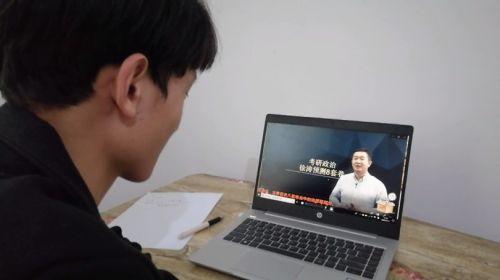 支持ai朗读的写作
