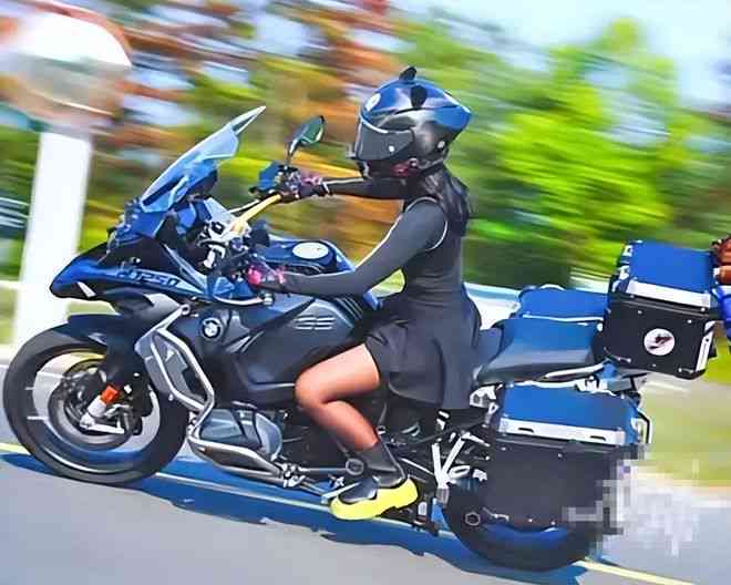 机车ai绘画文案短句