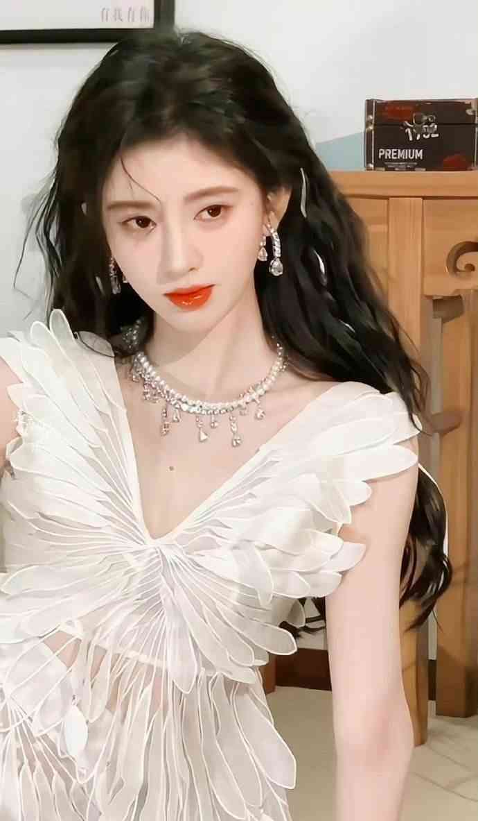 化妆师ai工具写文案