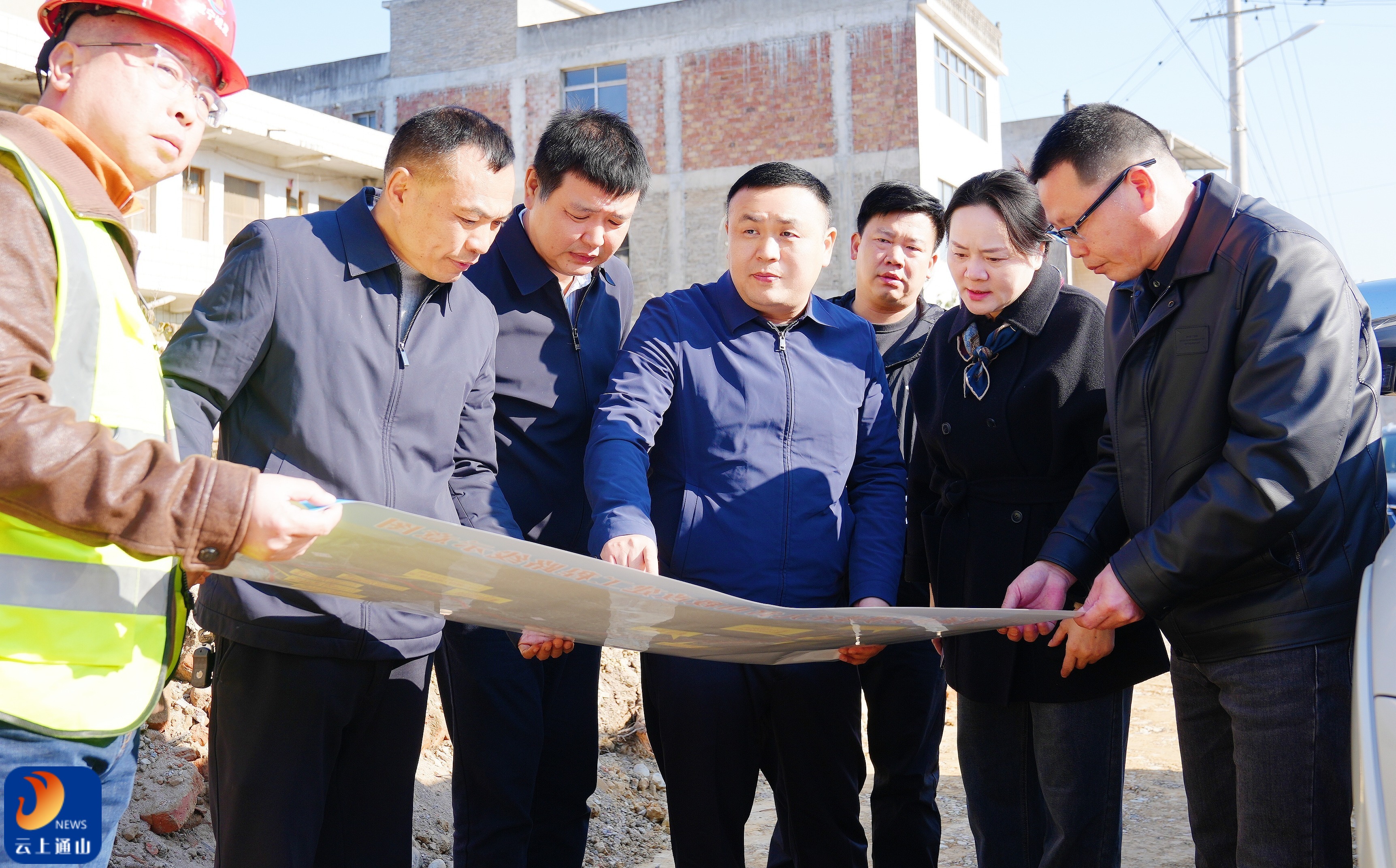 王功辉在调研交通重点项目建设时强调：强化规划引领 打通发展动脉 为县域高质量发展提供坚实支撑