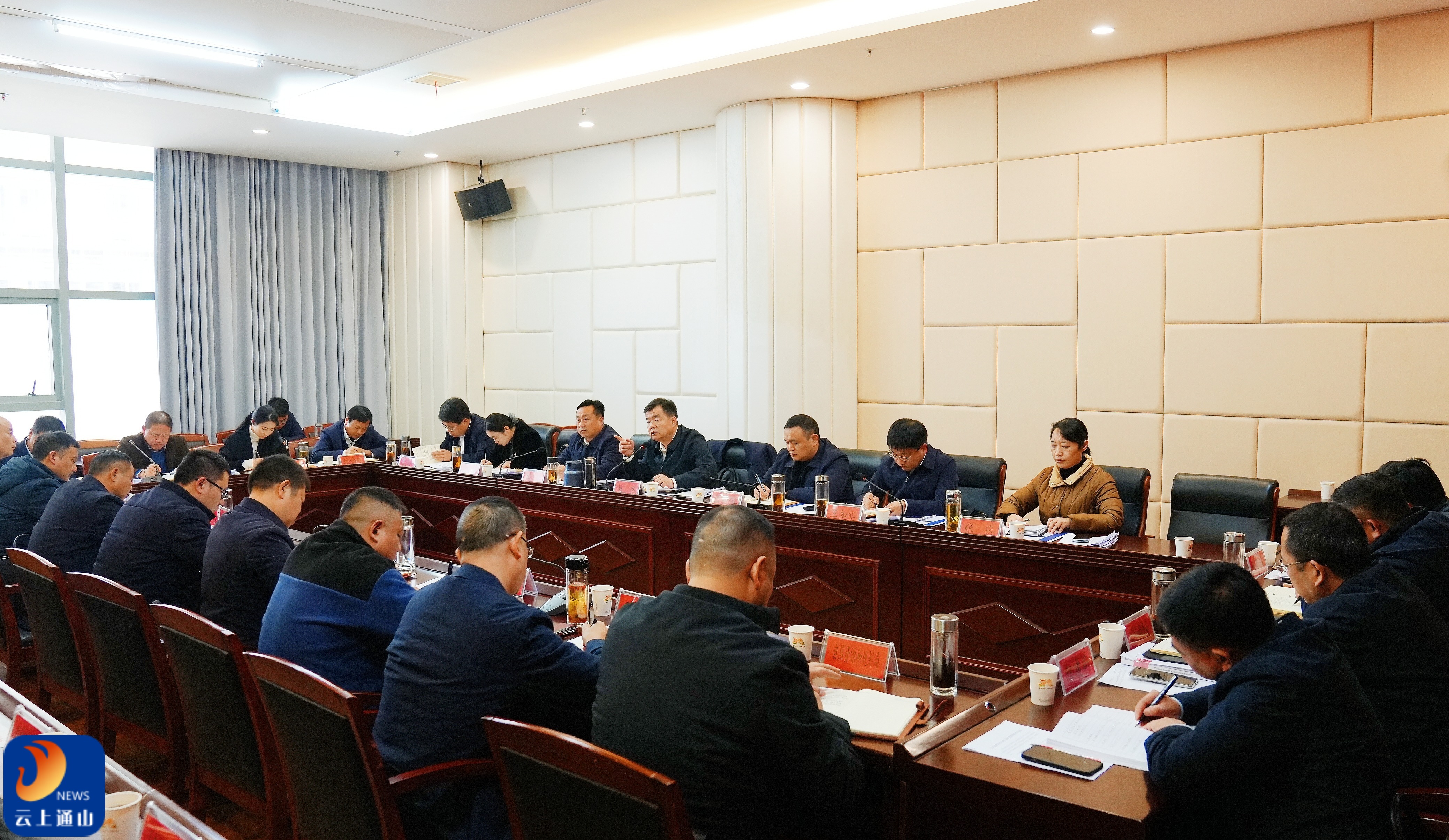 吴涛主持召开支持南林桥镇加快推进重点乡镇高质量发展专题会