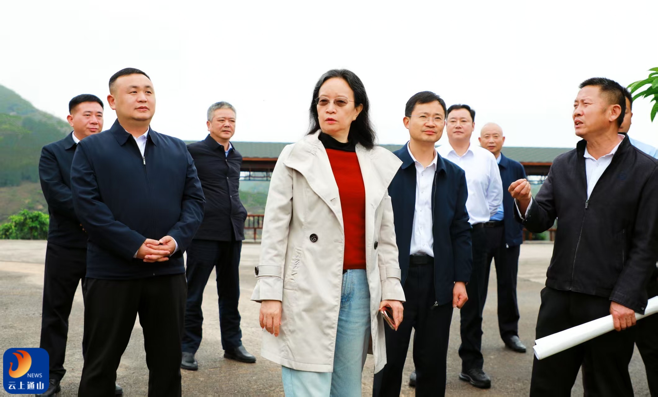 住房城乡建设部帮扶办公室来通山县调研