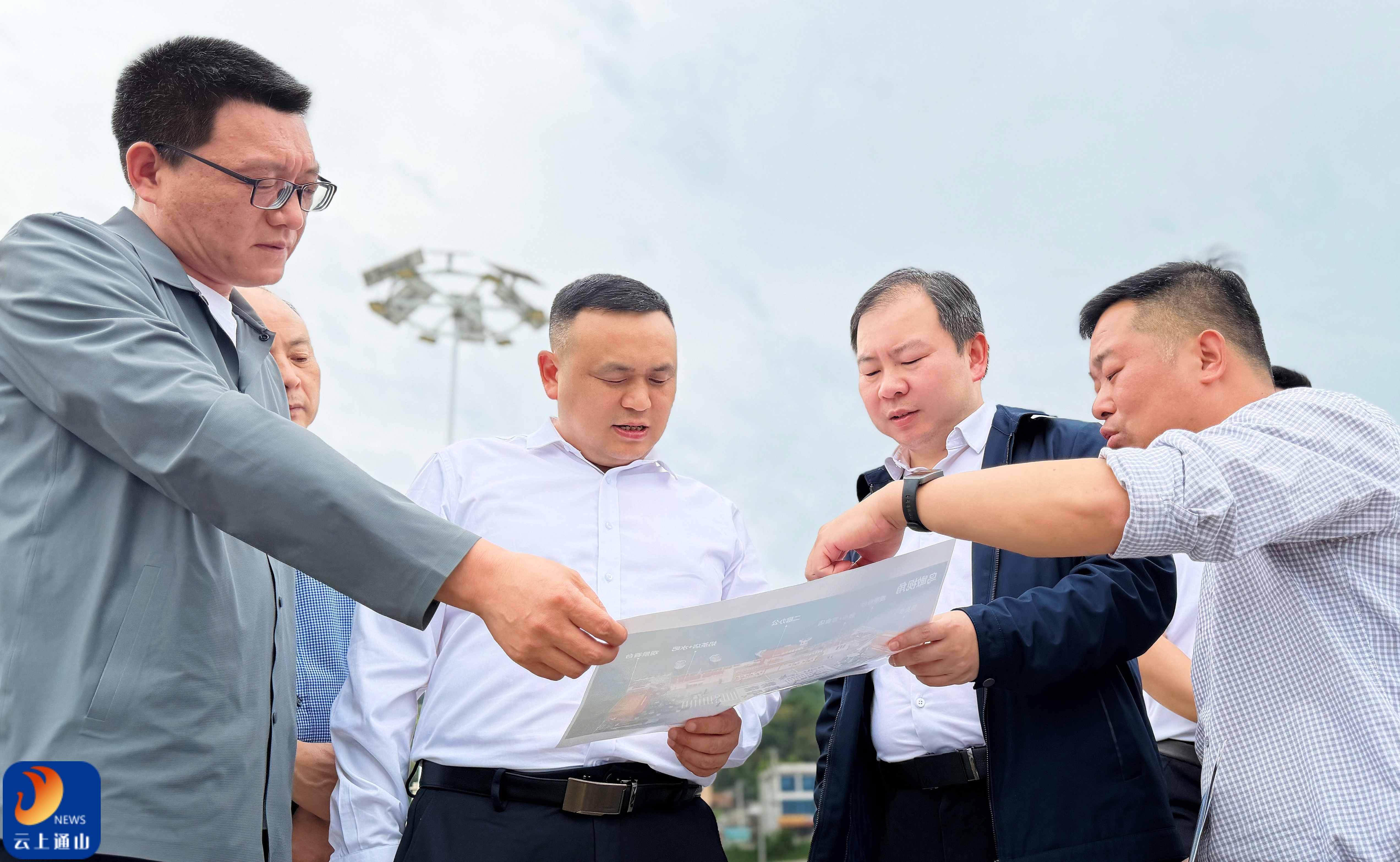 王功辉调研文旅融合发展时强调：做优服务保障 丰富文旅业态 持续释放假日消费潜力