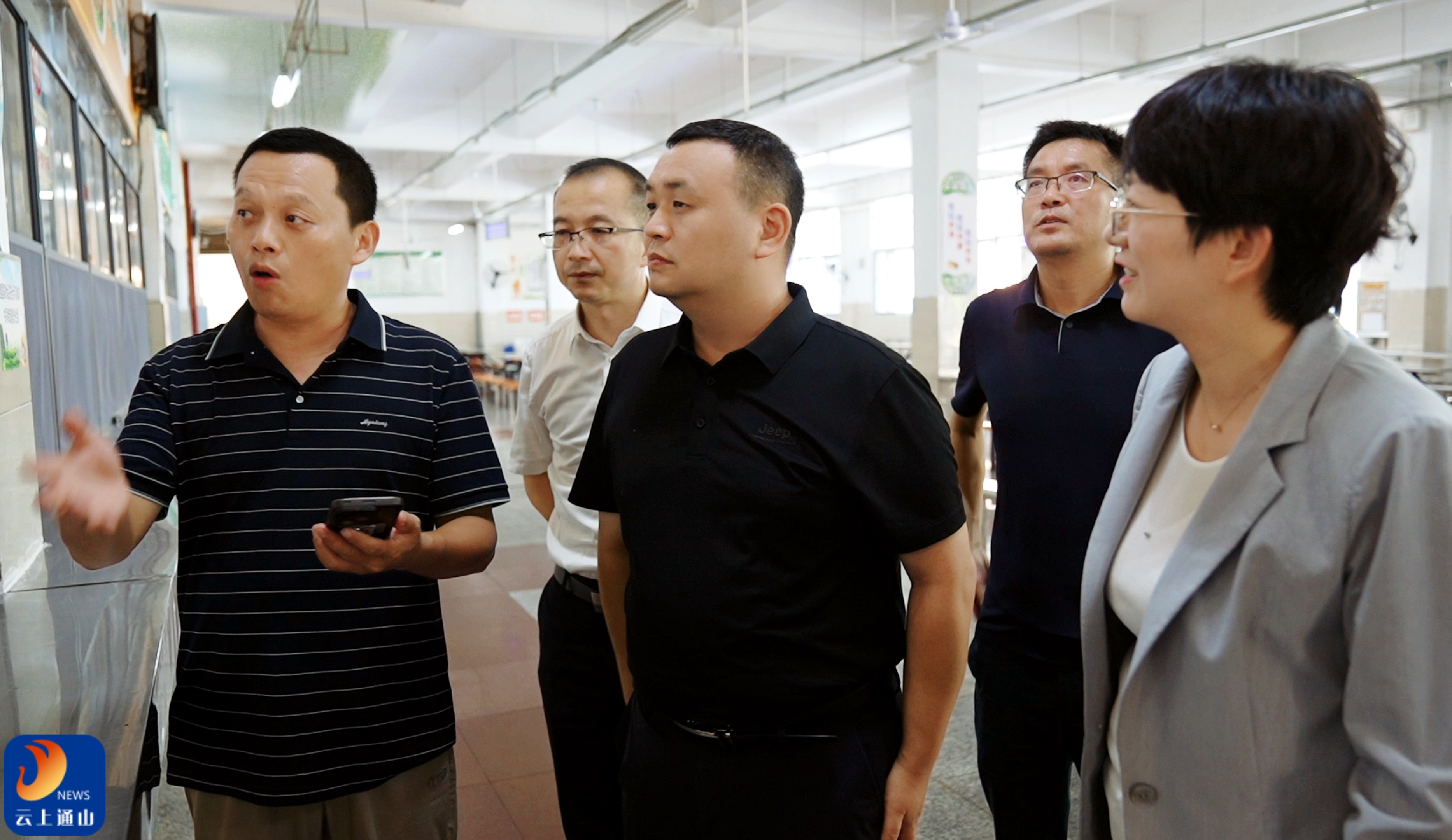 王功辉调研督导秋季开学准备工作时强调：以更高站位守牢安全底线 用更实举措护航新学期高质量开局