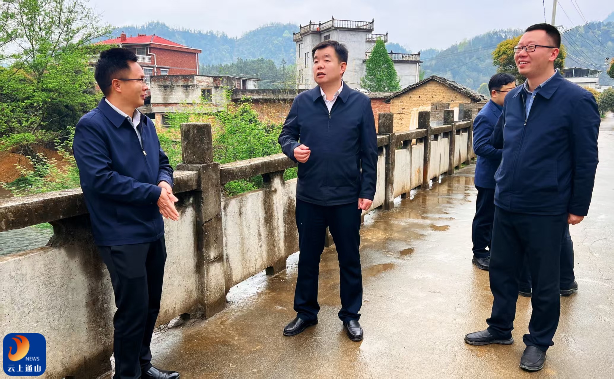 吴涛深入南林桥镇调研时强调：以统筹发展和安全的扎实成效 不断提升群众获得感幸福感安全感